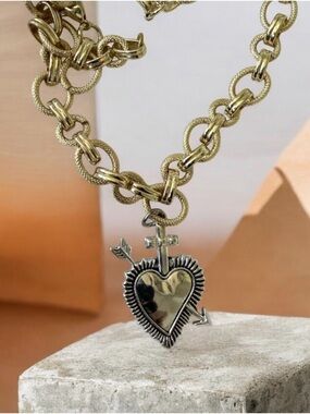 Gold & Silver 2 Tone Chain Chocker Necklace with Heart & Cross Pendant NWOT